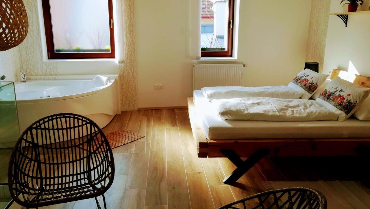 Apartmany Cechovni Moravská Třebová Exteriör bild