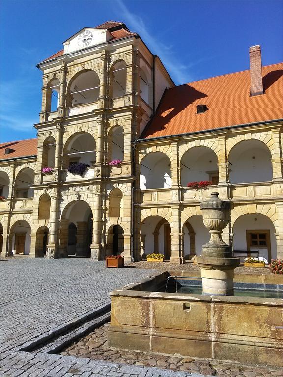 Apartmany Cechovni Moravská Třebová Exteriör bild