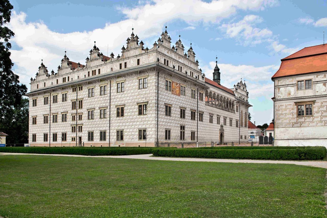 Apartmany Cechovni Moravská Třebová Exteriör bild